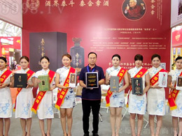 �Wҫ�������غ��¾������Ͼ����H�Ǿƕ��F(xi��n)��